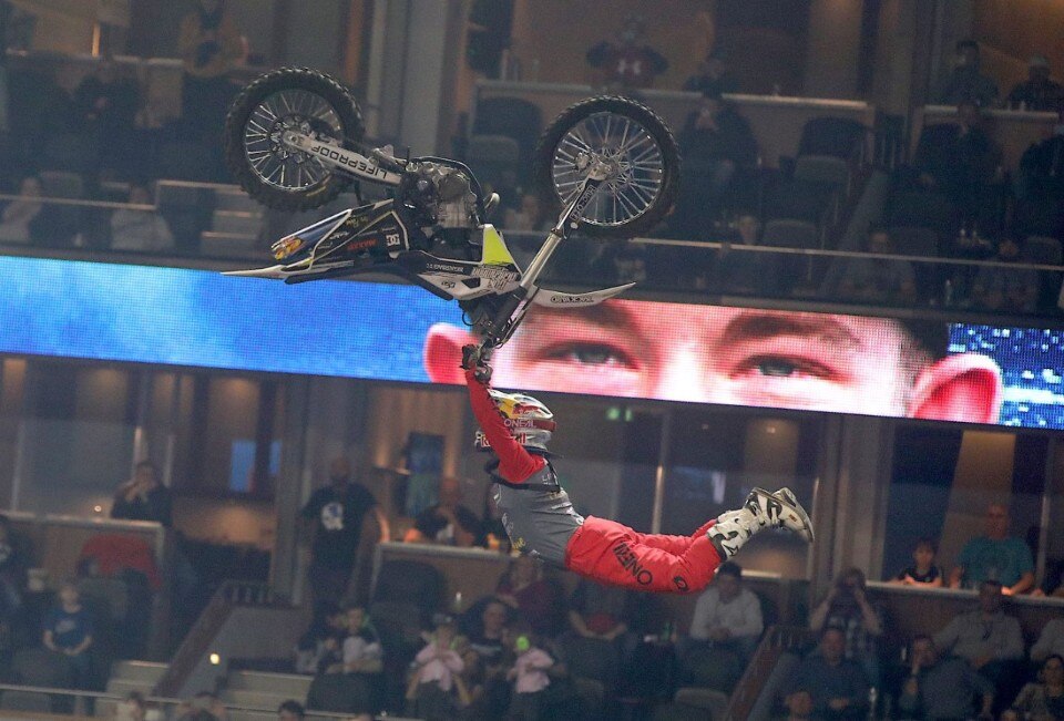 Night of the Jumps, Luc Ackermann vince in casa a Berlino